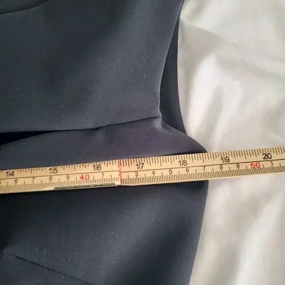 CHIARA BONI La Petite Robe MELANIA OFF THE SHOULDER CUT OUT DRESS Black … - Picture 12 of 16